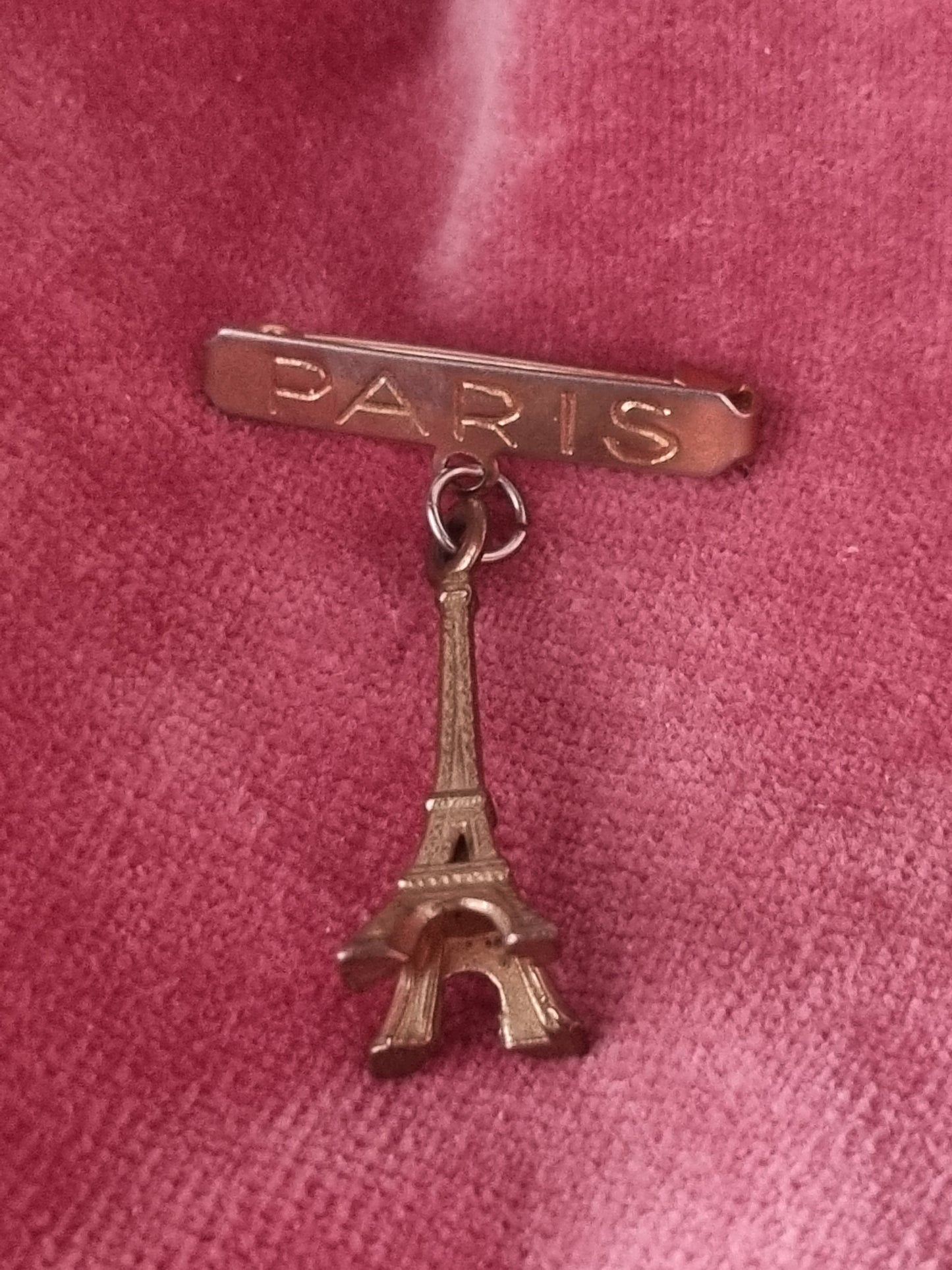 Vintage Brooch Gold Tone Paris Eiffel Tower 50s Souvenir