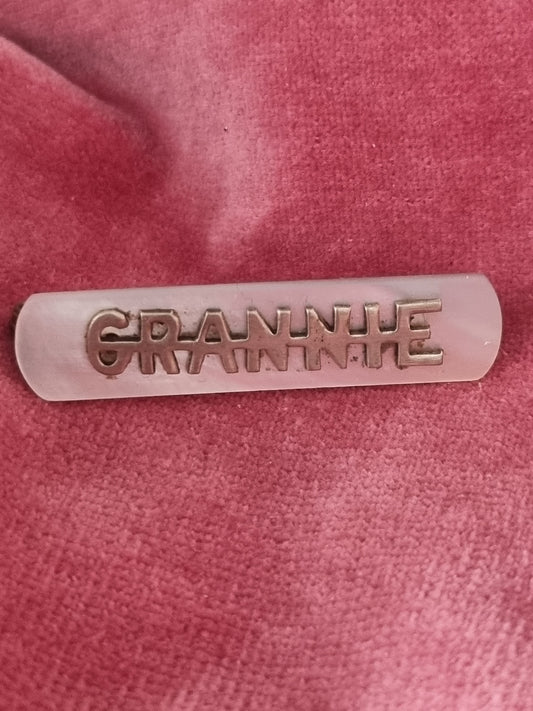 Vintage Brooch Victorian Grannie Name Mother of Pearl