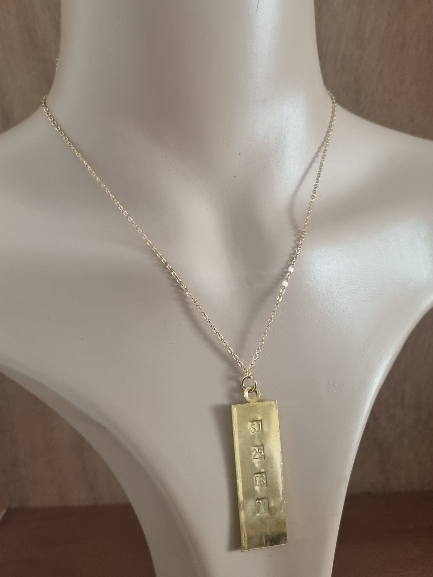 Vintage Necklace Costume Gold Tone Ingot Bar Pendant and Chain