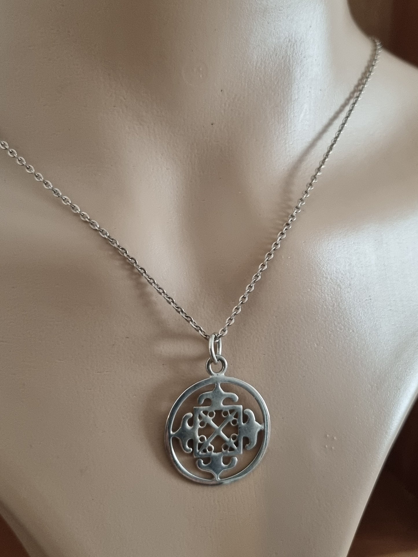 Vintage Necklace 925 Sterling Silver Celtic St Magnus Ortak Pendant and Chain