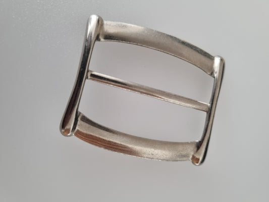Vintage Buckle Silvertone Metal. For Belts, Sewing, Scarves, Crafts