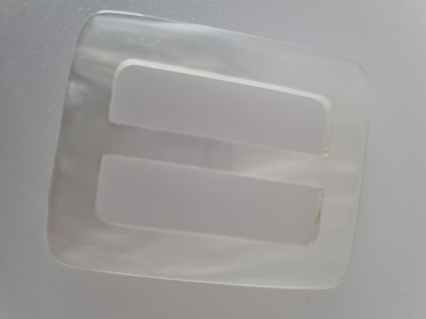 Vintage Buckle Pearlised White. For Belts, Sewing, Scarves, Crafts