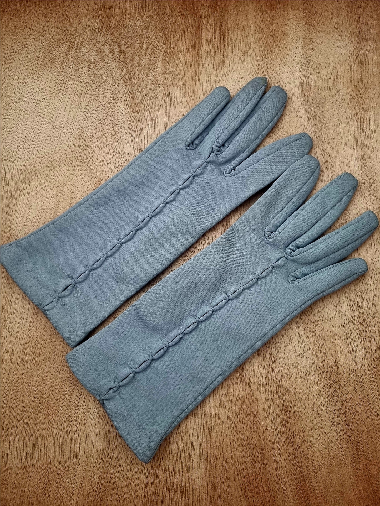 Vintage Gloves Grey Short Nylon Acetate Made in England