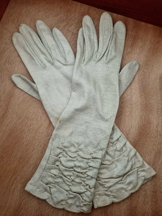 Vintage Gloves Cream White Ruched Polymix Empire Made