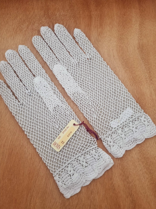 Vintage Gloves Dents White Short Crochet Acrylic with Tags
