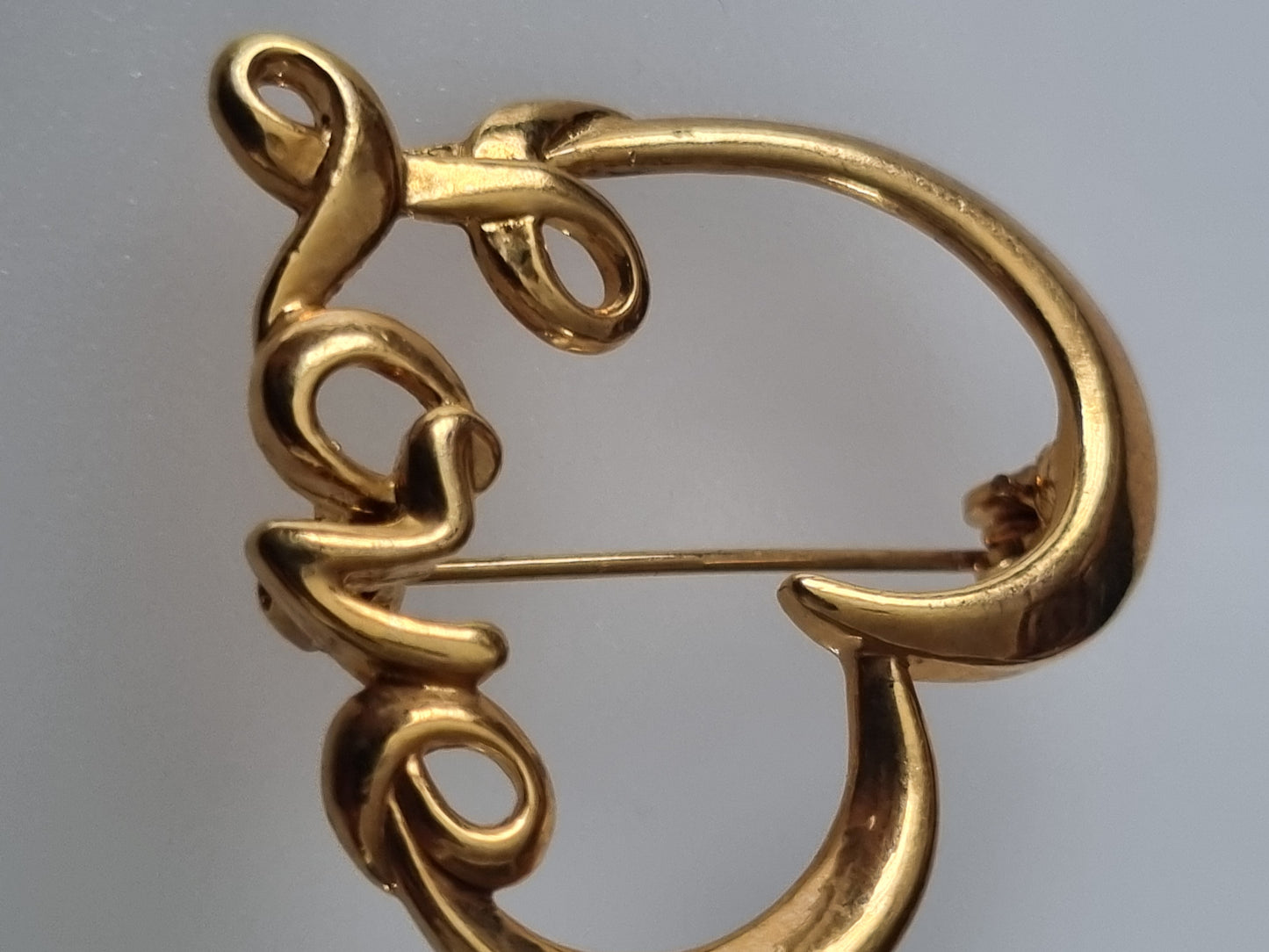 Vintage Love Heart Brooch Gold Tone Large