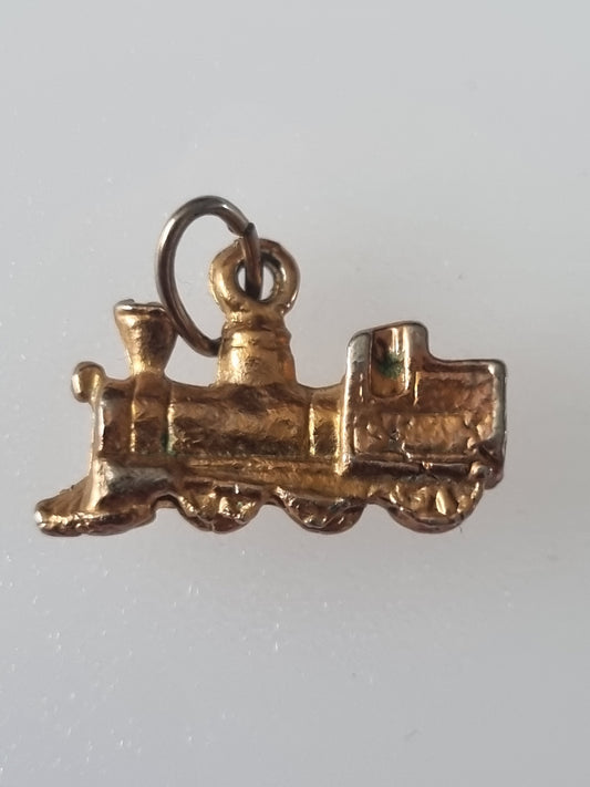 Antique Charm Train Locomotive Gold Tone