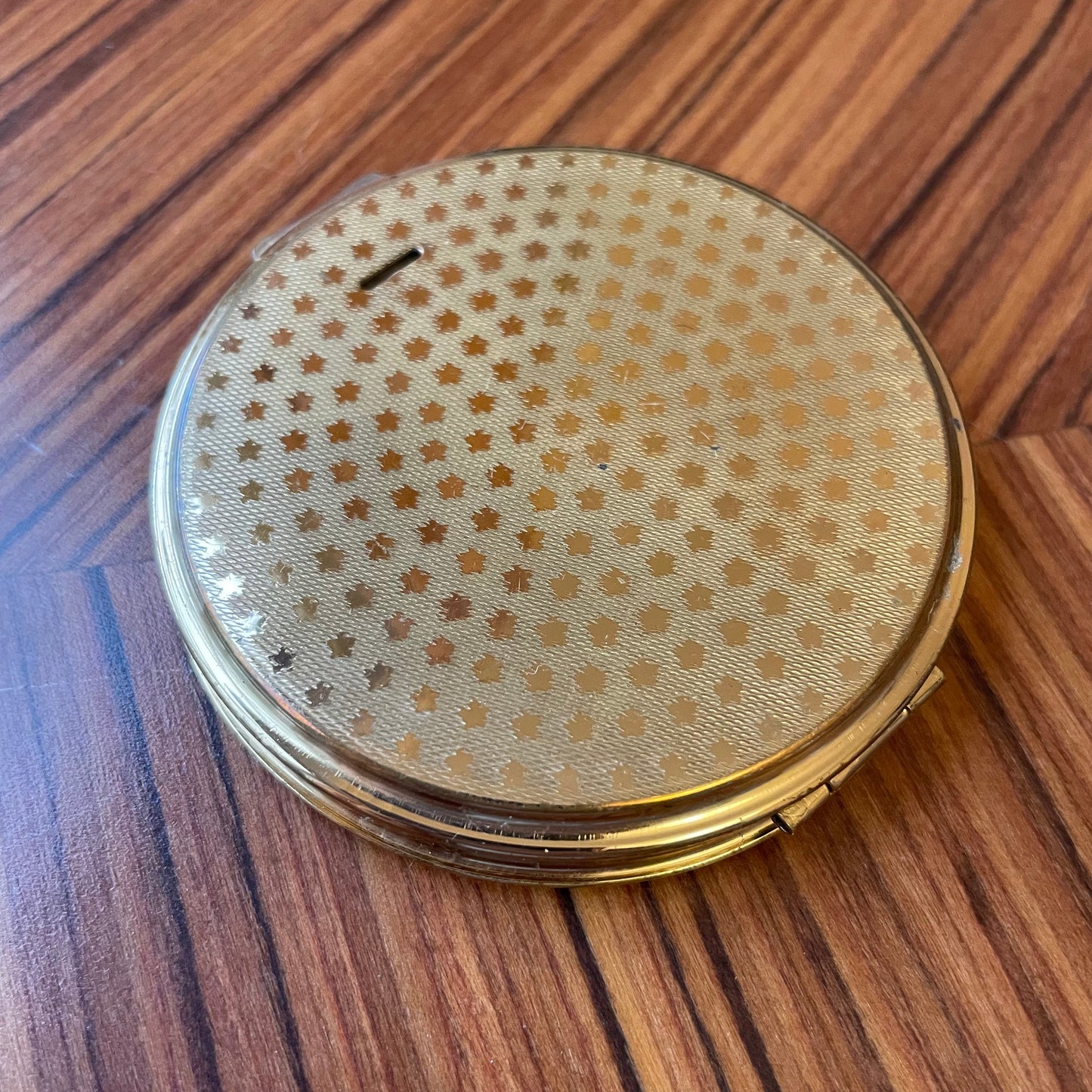 Vintage Honeycomb J M Engraved Gelot Gold Tone Metal Powder Compact with Mirror