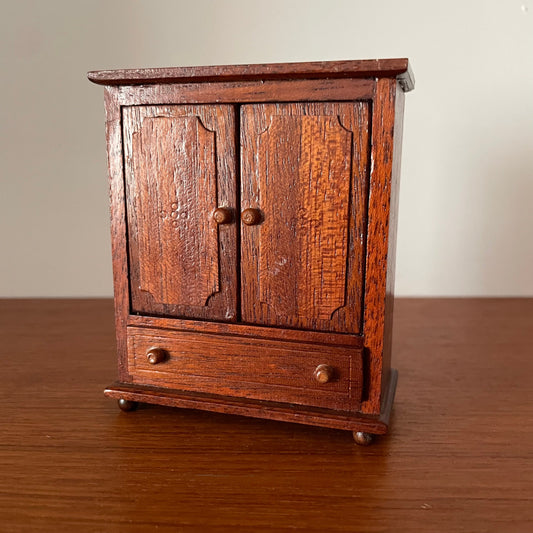 Dolls House Furniture Cupboard Wardrobe Wooden