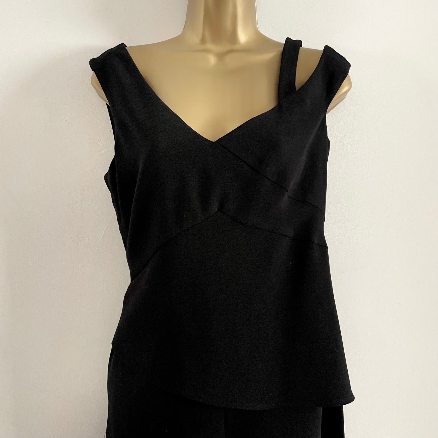 Vintage Fenn Wright Manson Black stretch off the shoulder jumpsuit. Straight leg