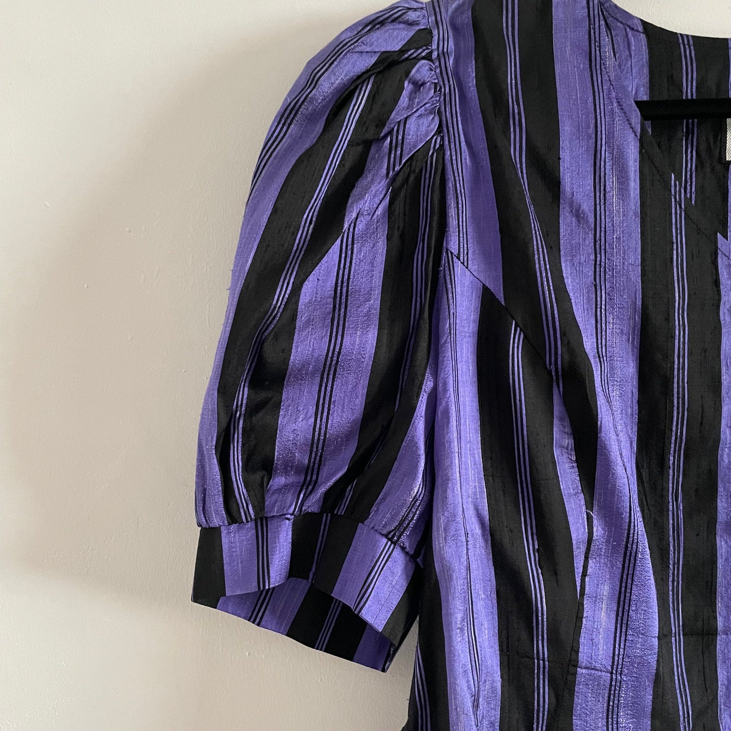 Vintage Marion Donaldson Purple & Black puff sleeve stripe button up top. Pure Silk