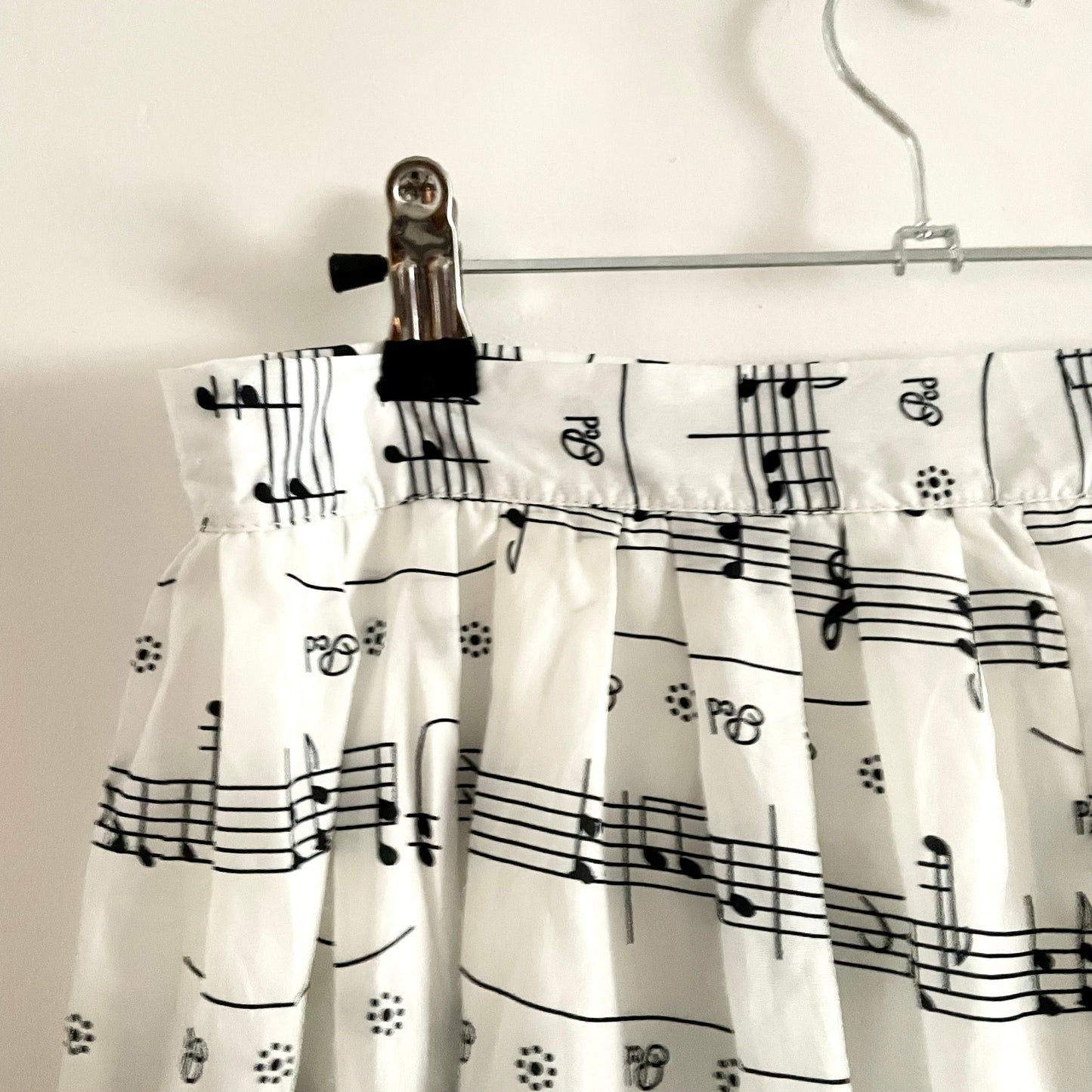 Vintage Musical Note Skirt A-line Lined Black & White Zip Closure Skirt