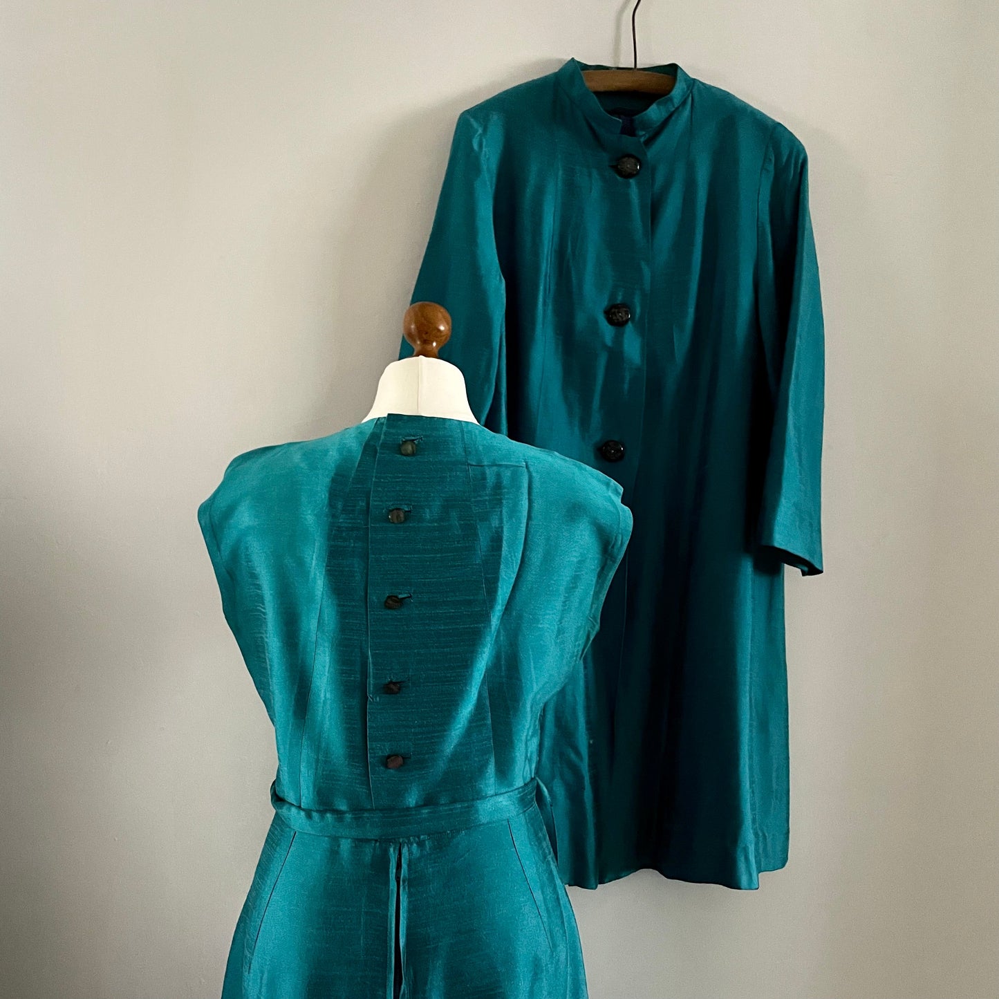 Vintage Blue Raw Silk Handmade Jacket & Shift Dress With Belt Contrast Buttons Purple Lining High Collar.