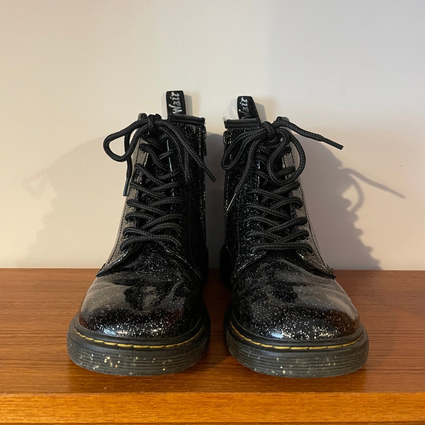 Dr Martens GLITTER 1460 BLACK GLITTER ZIP ANKLE WOMEN