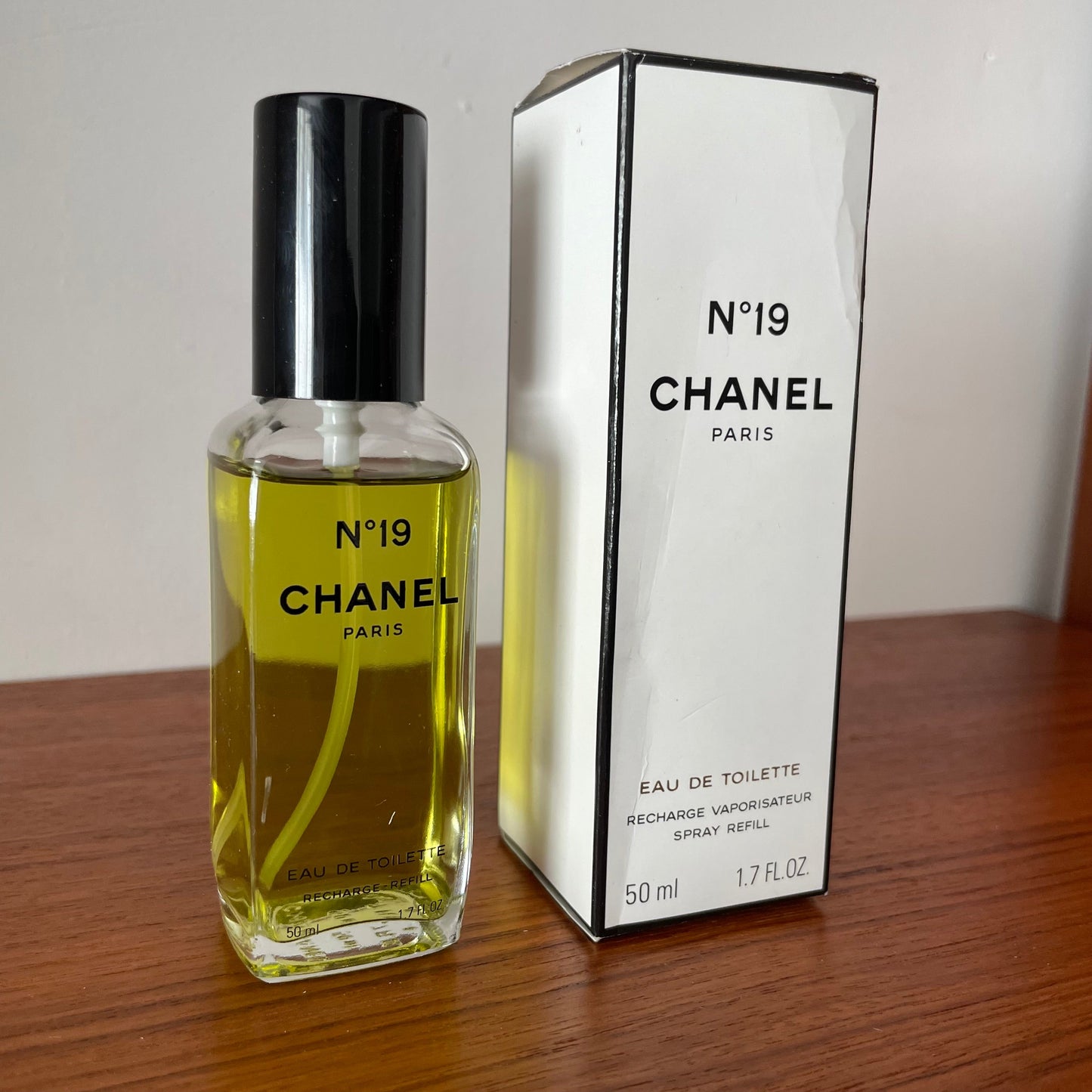 Vintage No 19 Chanel Eau De Toilette Spray Refill. 50ml. 90% Full.