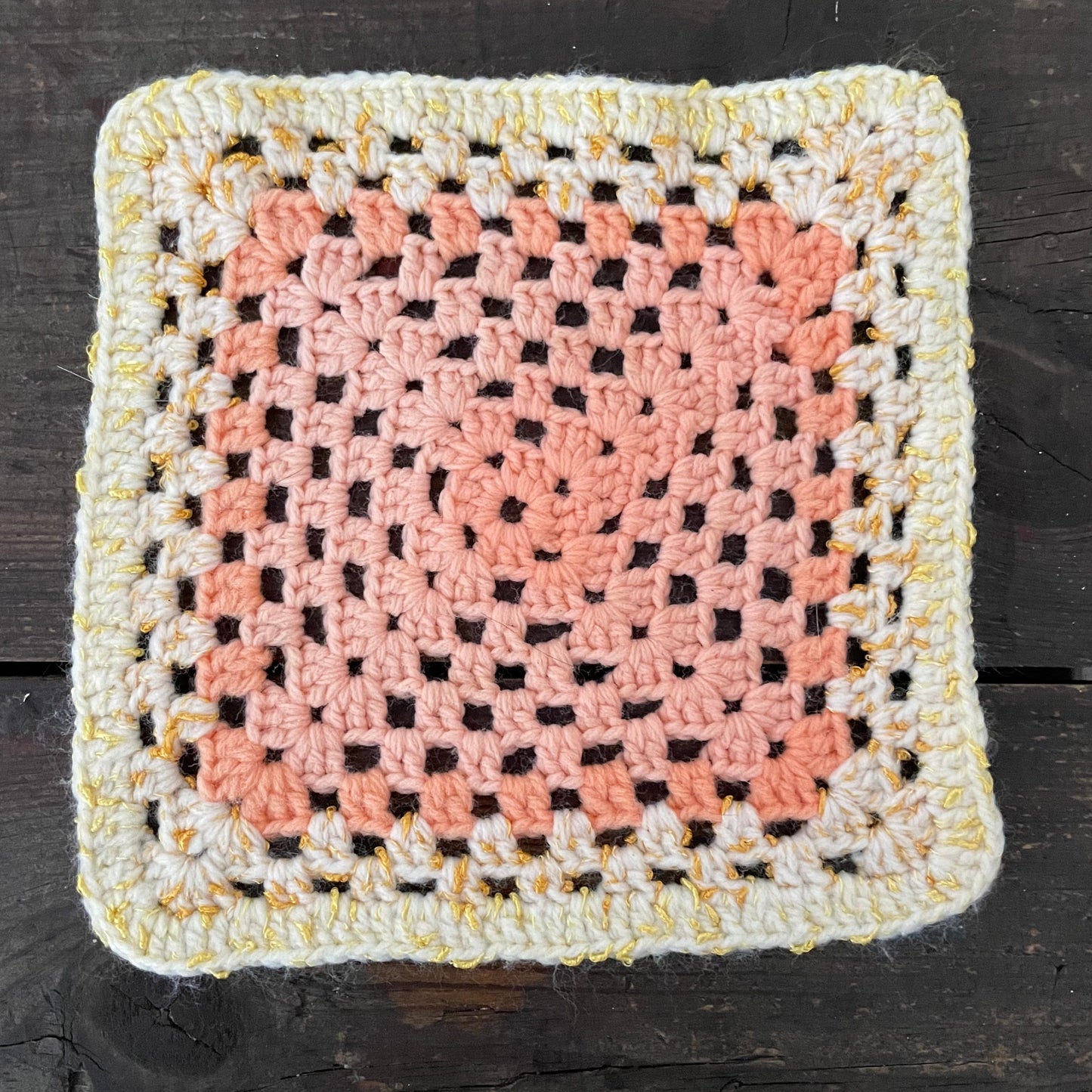 Vintage SQUARE CROCHET GRANNY SQUARE PINK & PEACH