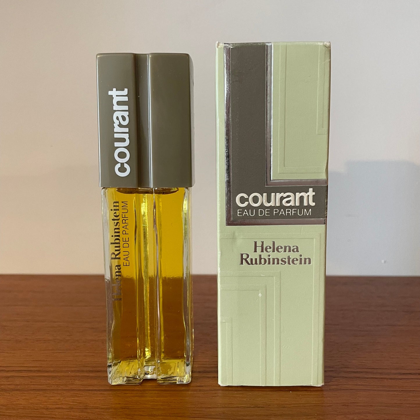 Helena Rubinstein Courant Perfume 1970 Full No. 5542, 58cc