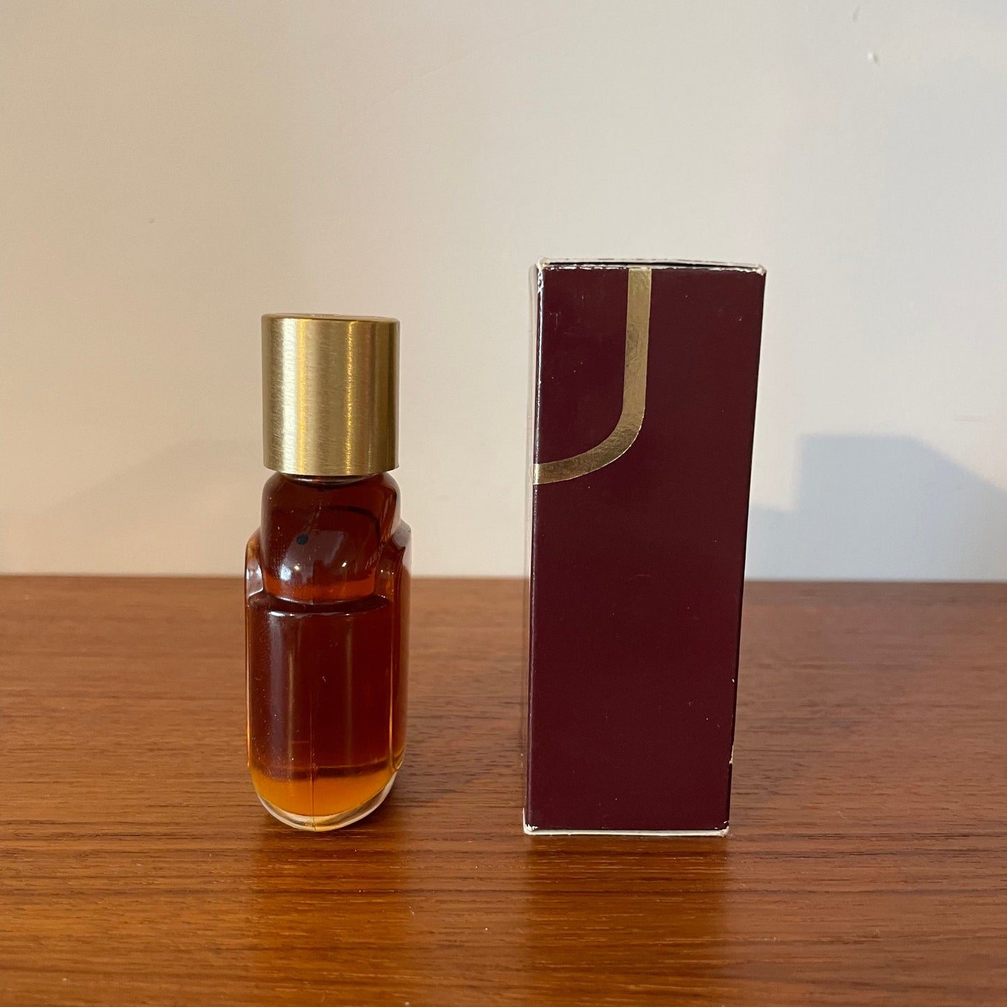 Vintage perfume Vu by Ted Lapidus Perfume Oil 20ml Full Bottle 20ml 1975