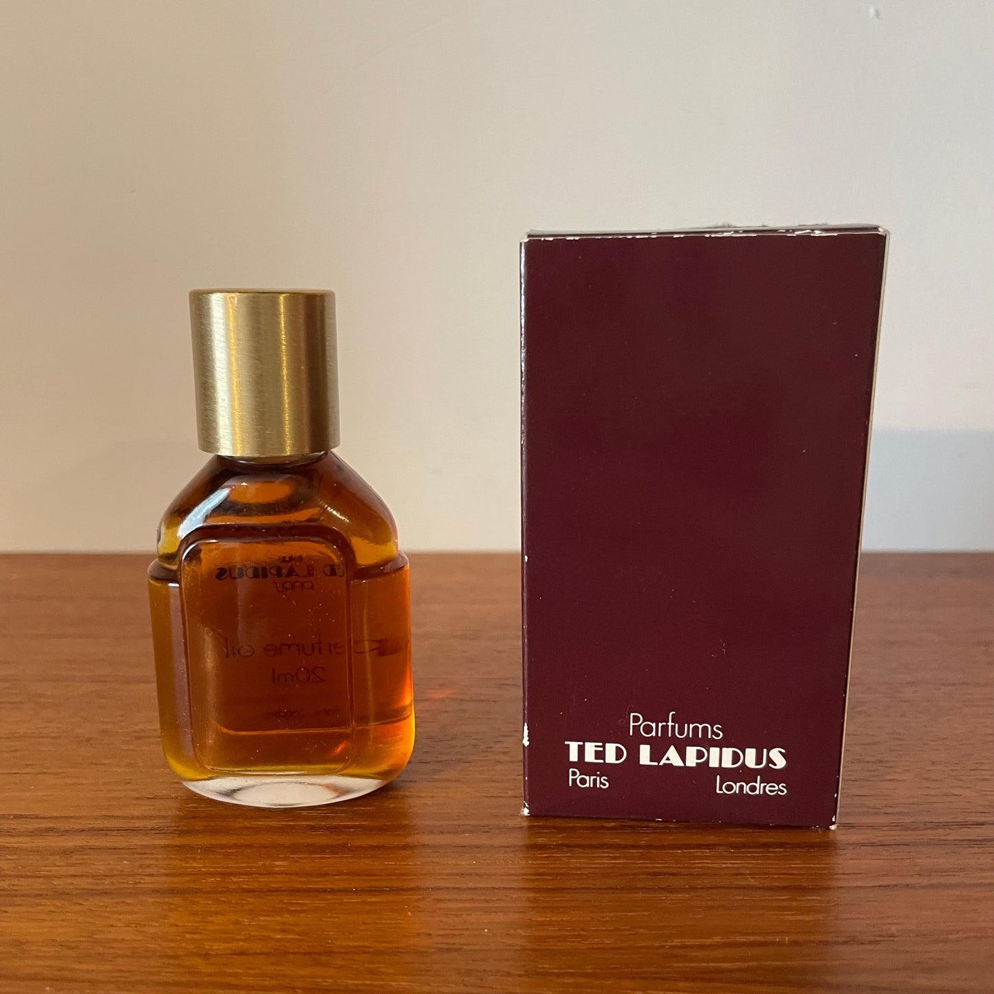 Vintage perfume Vu by Ted Lapidus Perfume Oil 20ml Full Bottle 20ml 1975