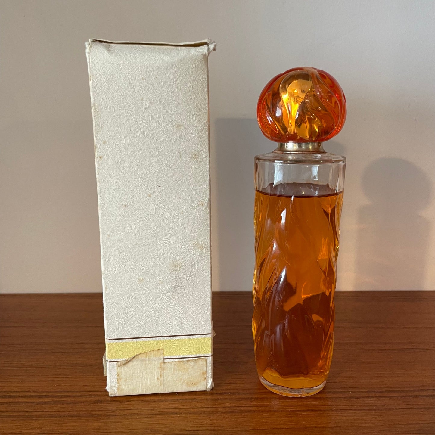 Vintage perfume Fleurs de monde, Faberge 120ml, 90% full. 1970