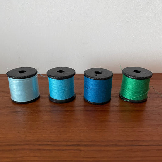 Vintage Unbranded Blue Green Thread Reels x4