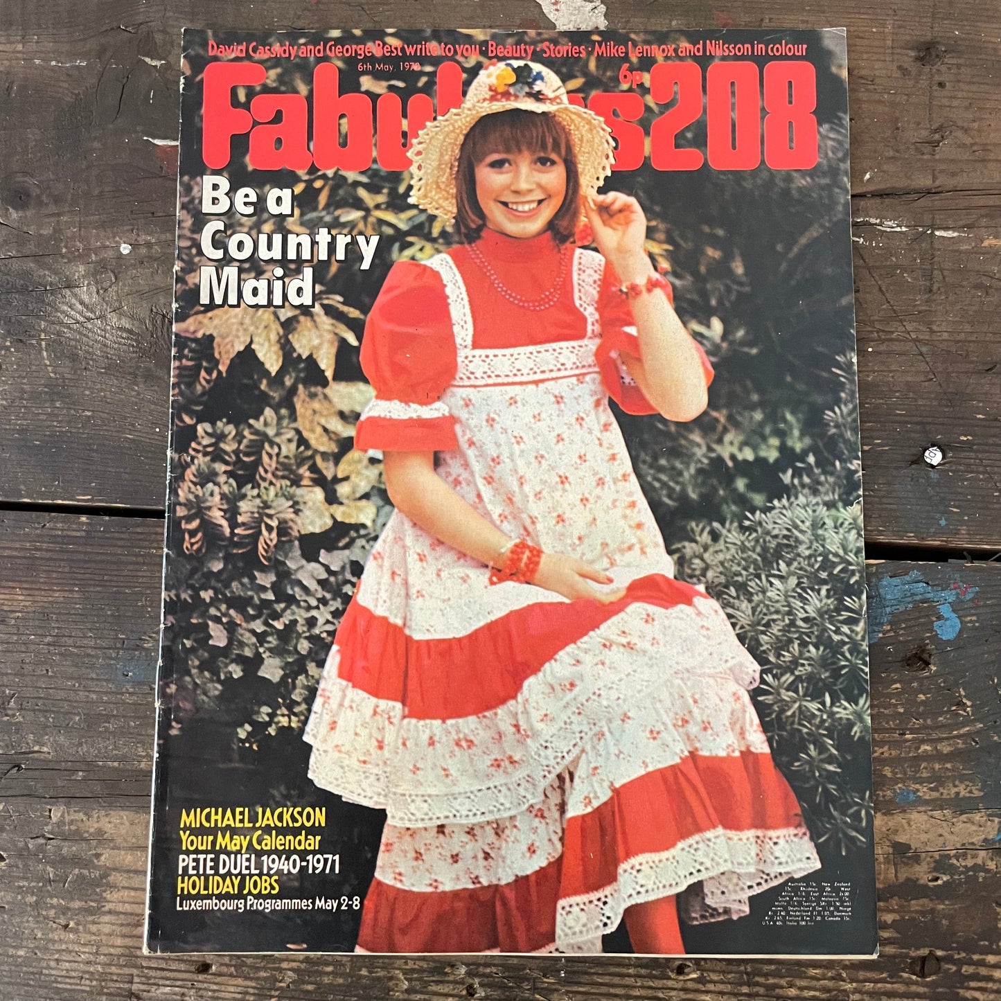 Vintage Fabulous 208 Teen Magazine Paper Ephemera. 6th May 1972.