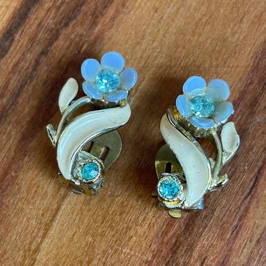 Vintage Pastel Enamel Blue Floral Clip on Earrings Gold Tone