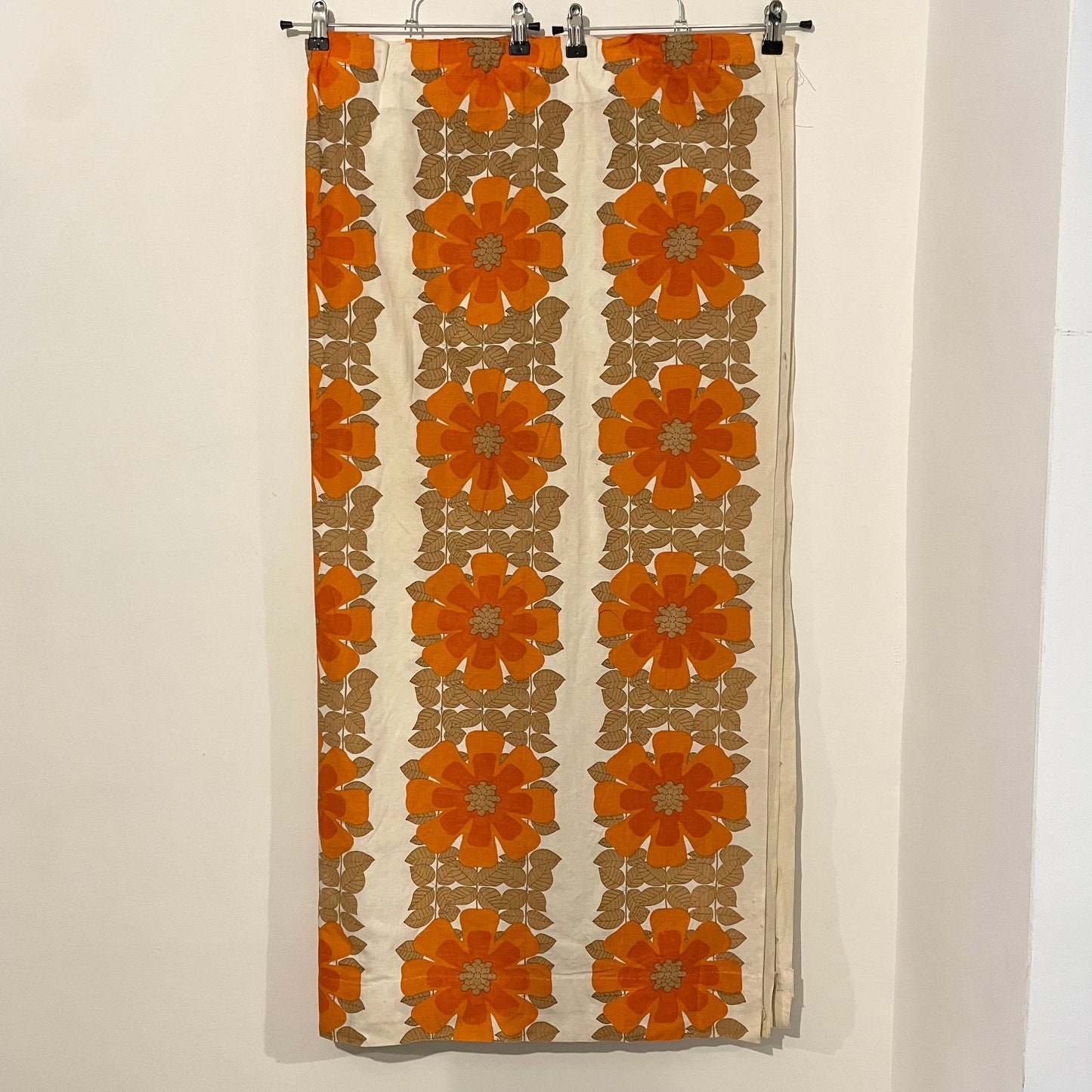 Fabric Vintage Orange White Brown 70s Flower Floral Patterned Pair of Curtains