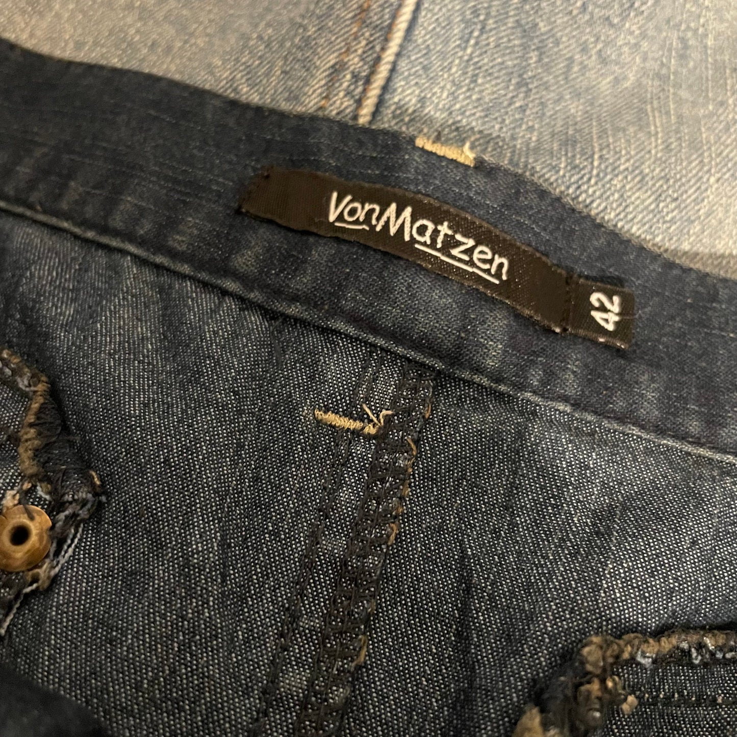 Denim Skirt Mid Length Van Matzen Dark Blue Fit and Flare. Size 16