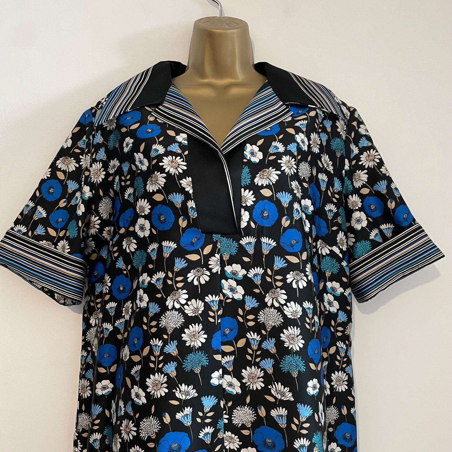 Dress Vintage Magna Blue Floral Stripe Geometric Shirt Dress