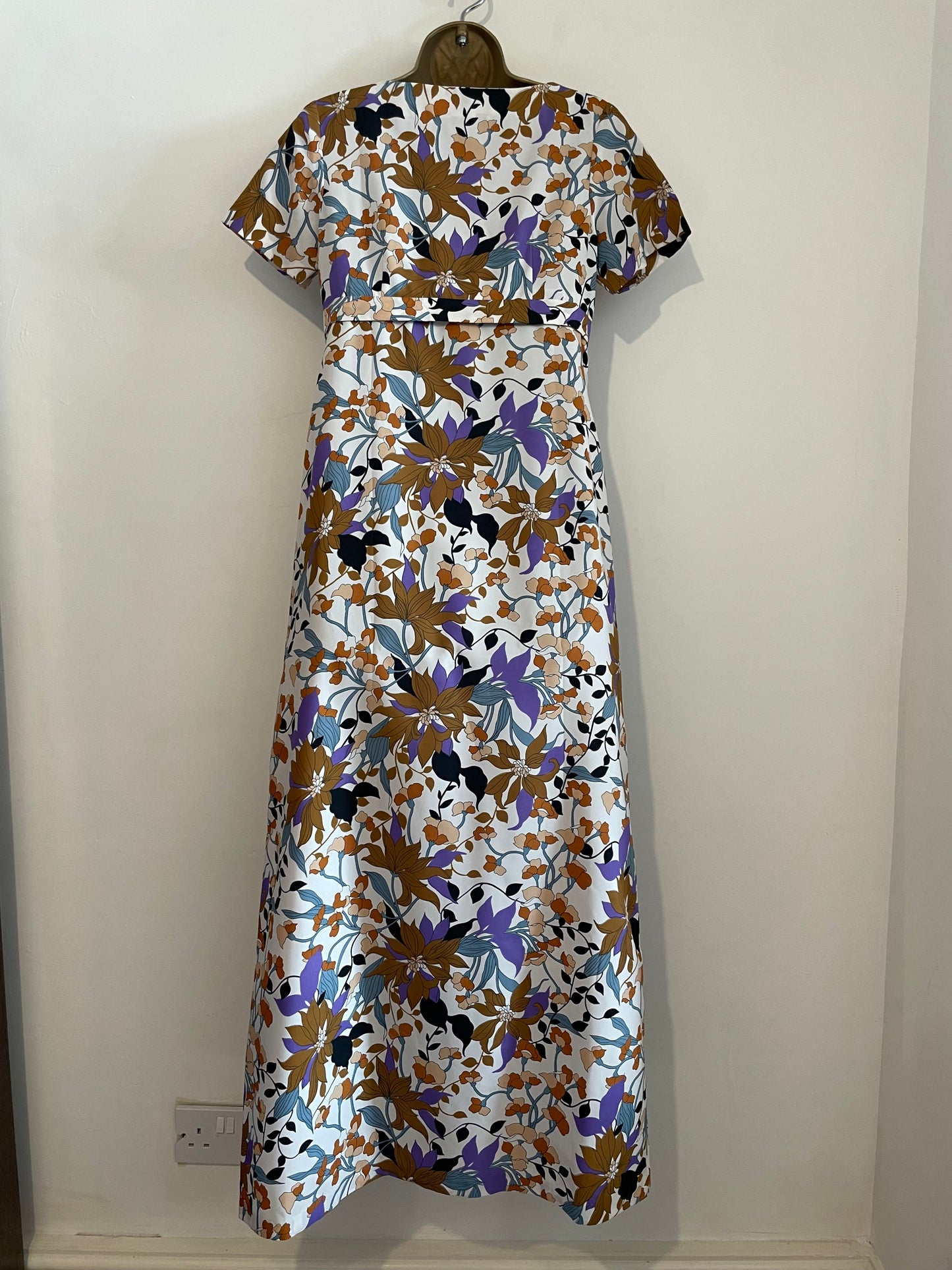 Dress Vintage Handmade 70s White, Purple and Brown Short Sleeve Floral Pattern Maxi Dress