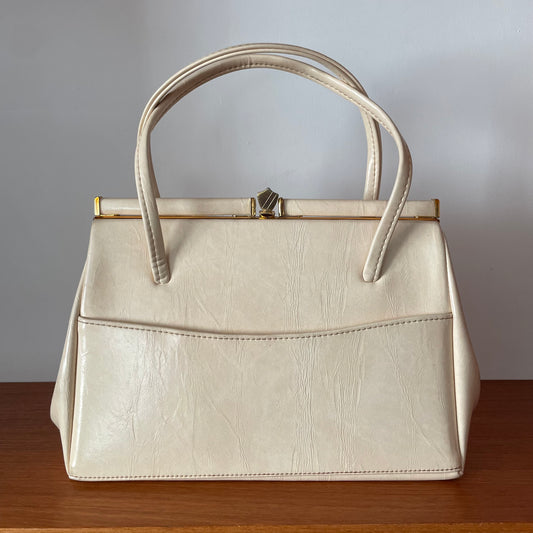 White Styled Kelly Vintage Bag for Timeless Elegance
