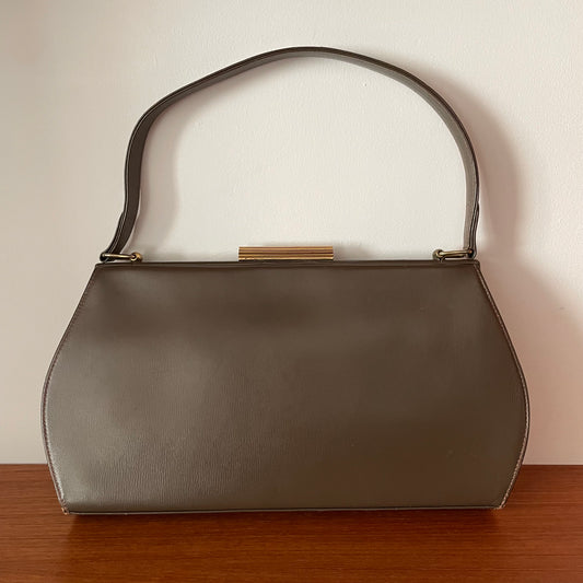 1950s Brown Leather Waldybag with Pink Lining in Like New Condition