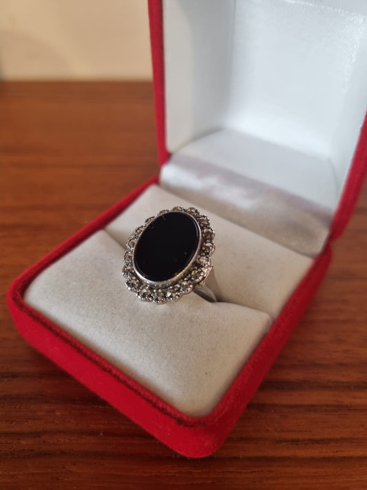 Antique Vintage Black onyx and marcasite silver large statement cocktail ring, flat gem in raised setting, stamped 'silver'