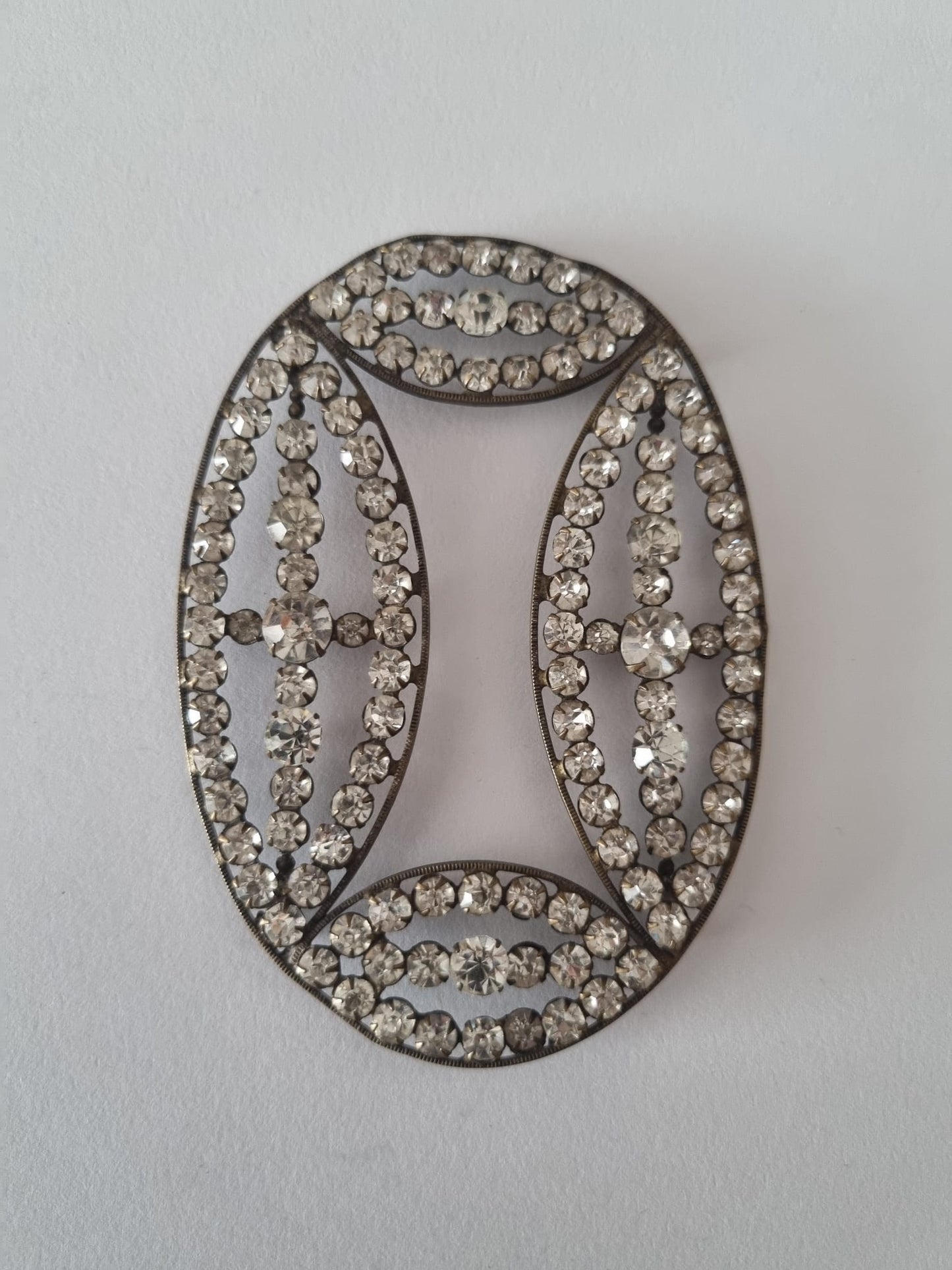 Antique Vintage Extra large paste diamante oval buckle vintage accessory