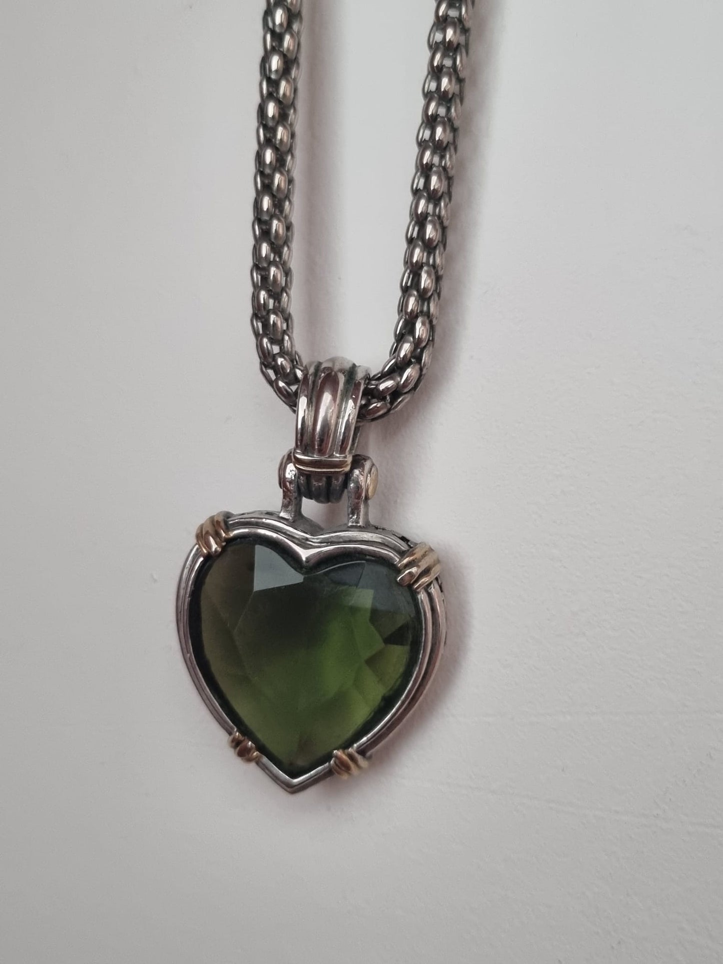 Antique Vintage Stunning green glass gem and silver tone chunky statement heart necklace