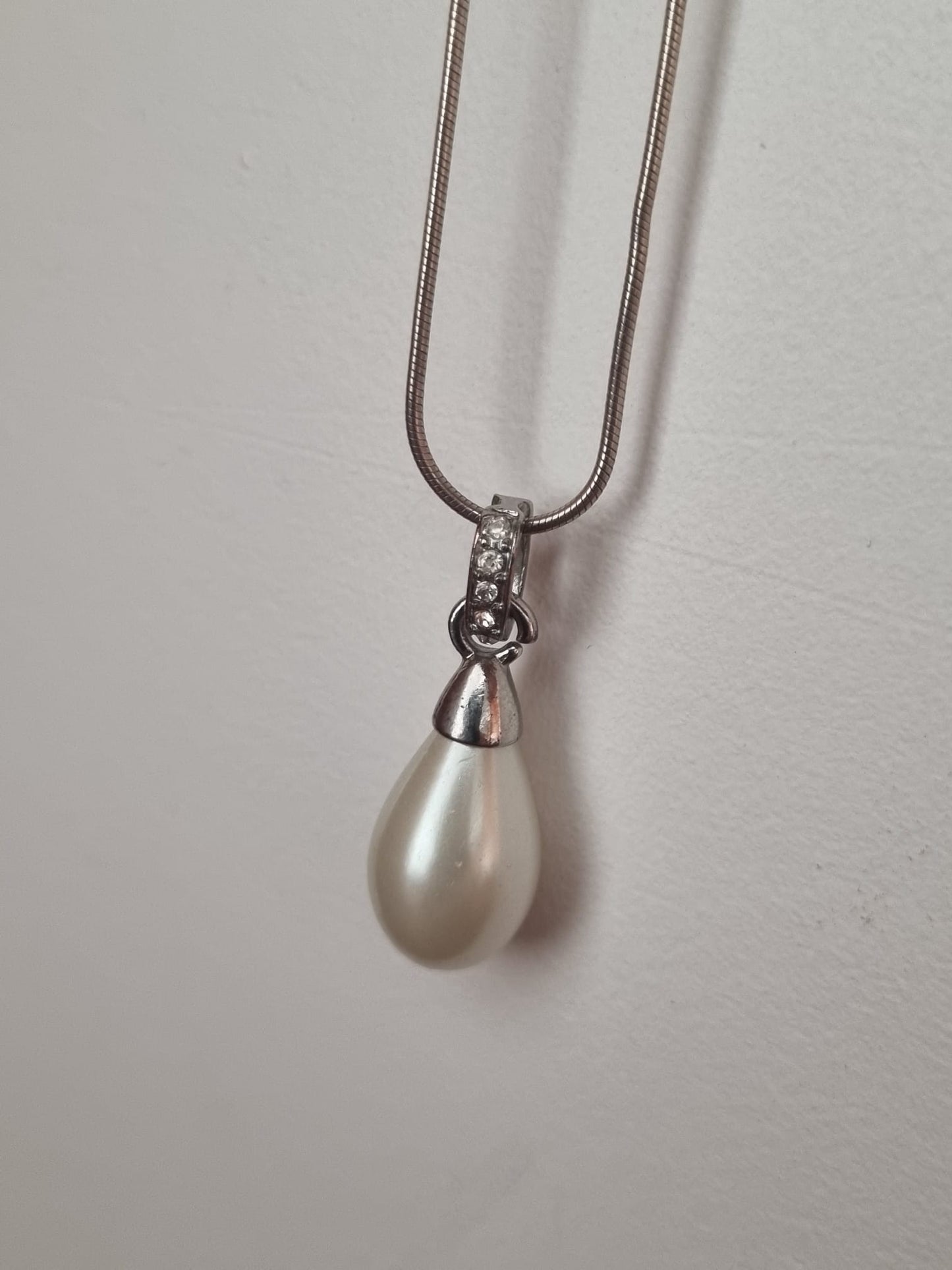 Antique Vintage Vintage pearl drop necklace sterling silver stamped 925, Italy