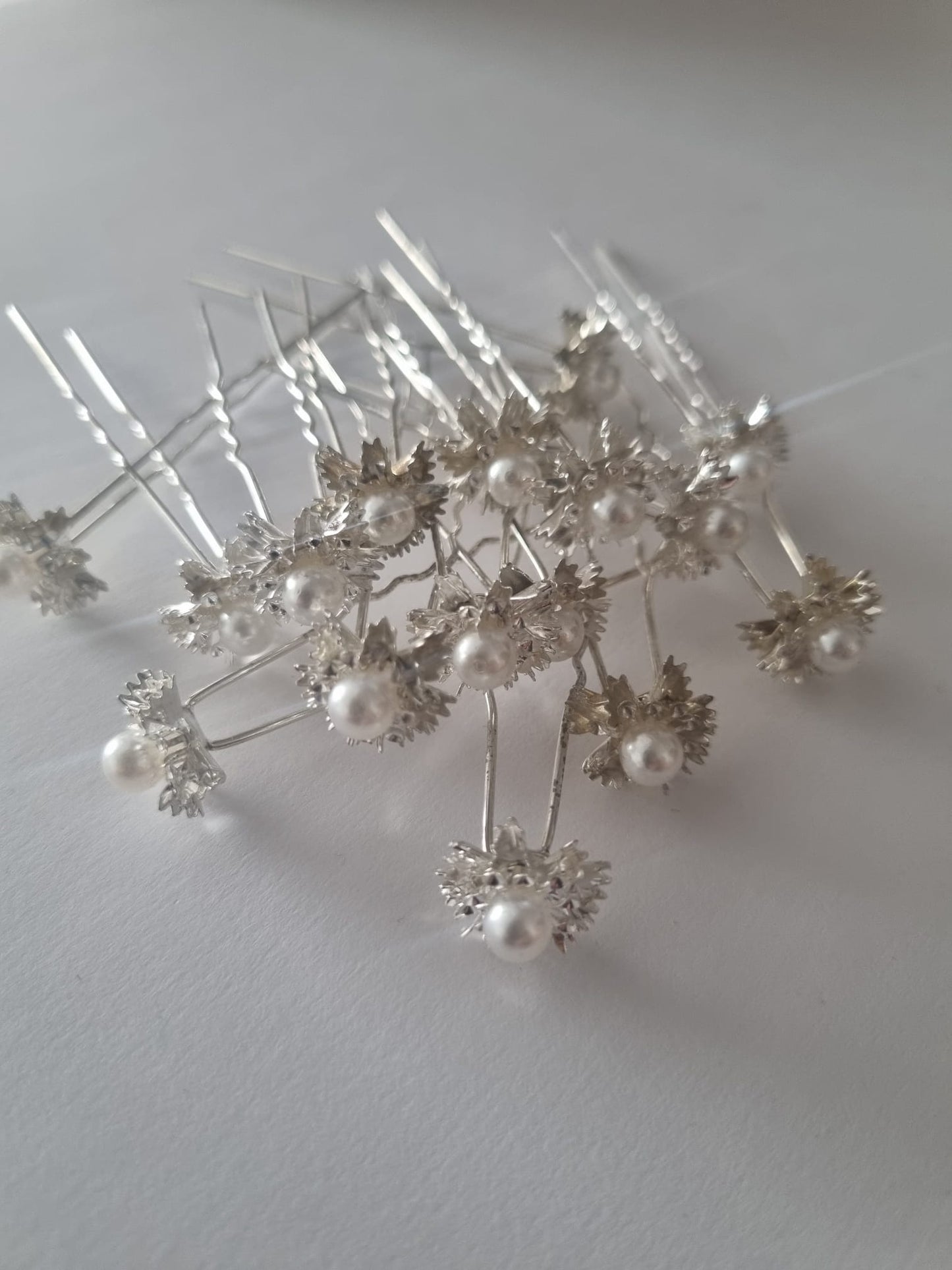 Antique Vintage Set of 16 Vintage bridal 1970's pearly hair pins, kirby grips