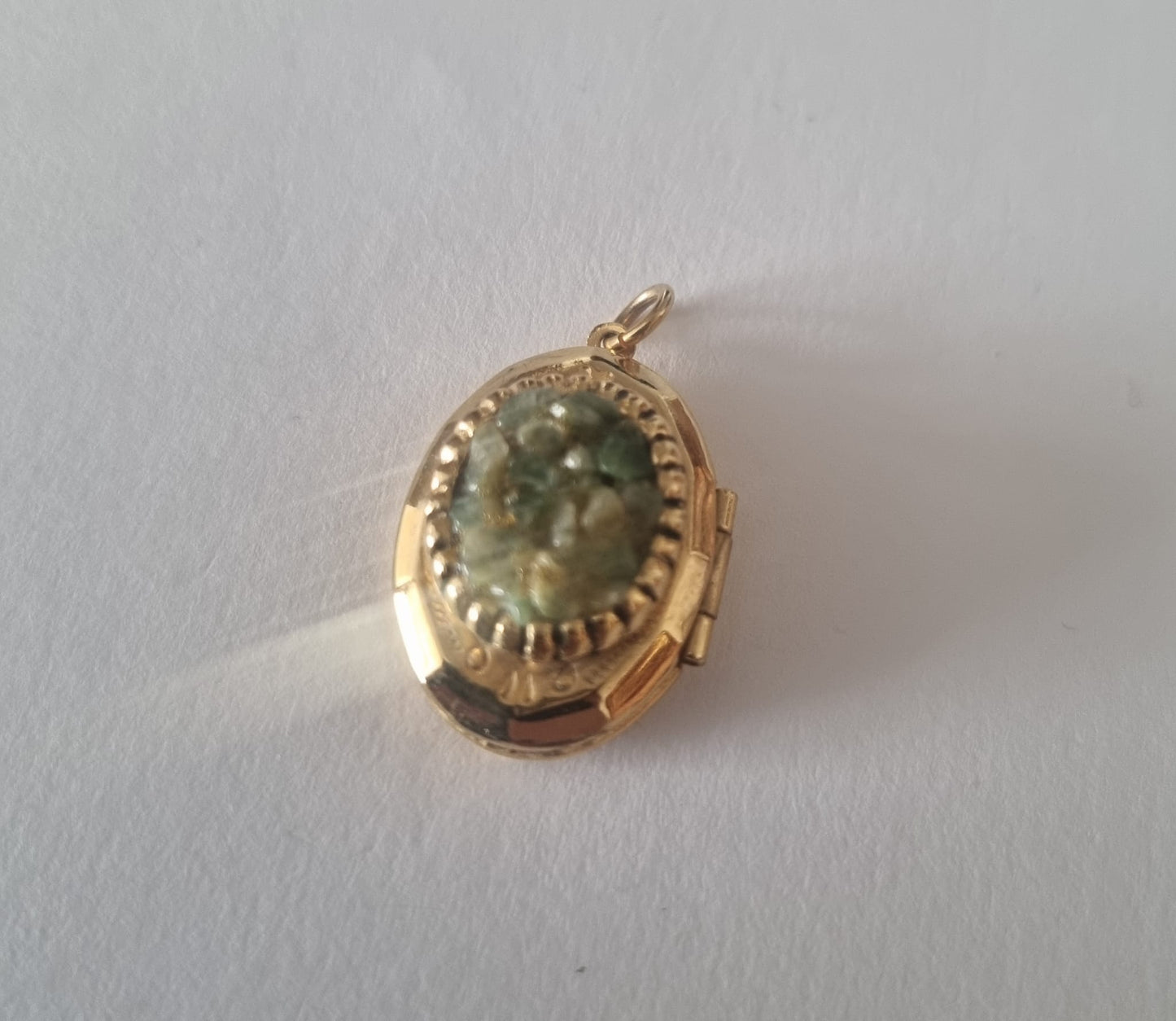 Vintage Locket jade mosaic gold plated pendant