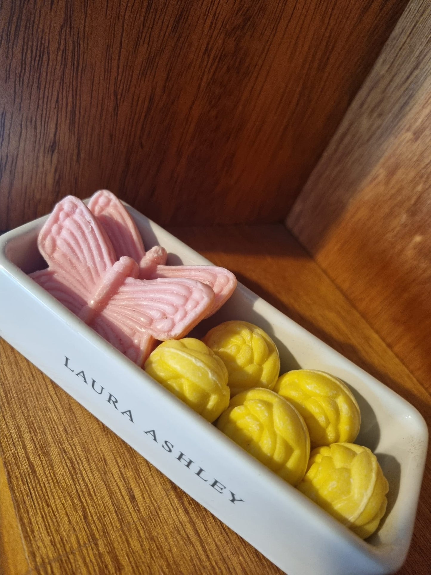 Vintage Laura Ashley Soaps Job Lot. 7x Soaps. Butterflies and Flowers, Pink and Yellow