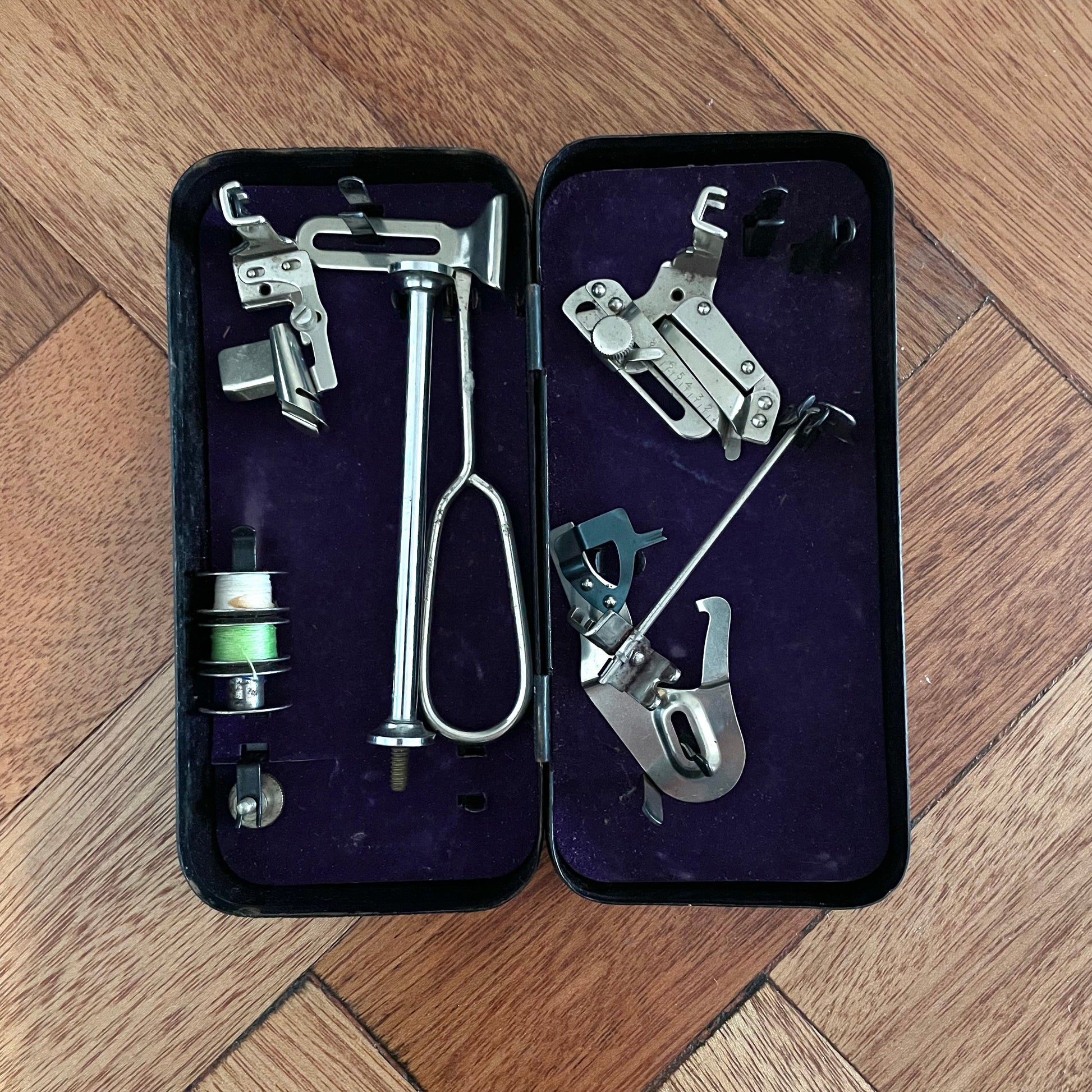 Singer Sewing Machine Box and Accessories. For Haberdashery, Sewing, S ...