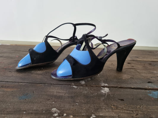 Classic Vintage Bally Black Siren Heels (US Size 6-6.5, UK Size 4-4.5, EU Size 37) Leather and suede