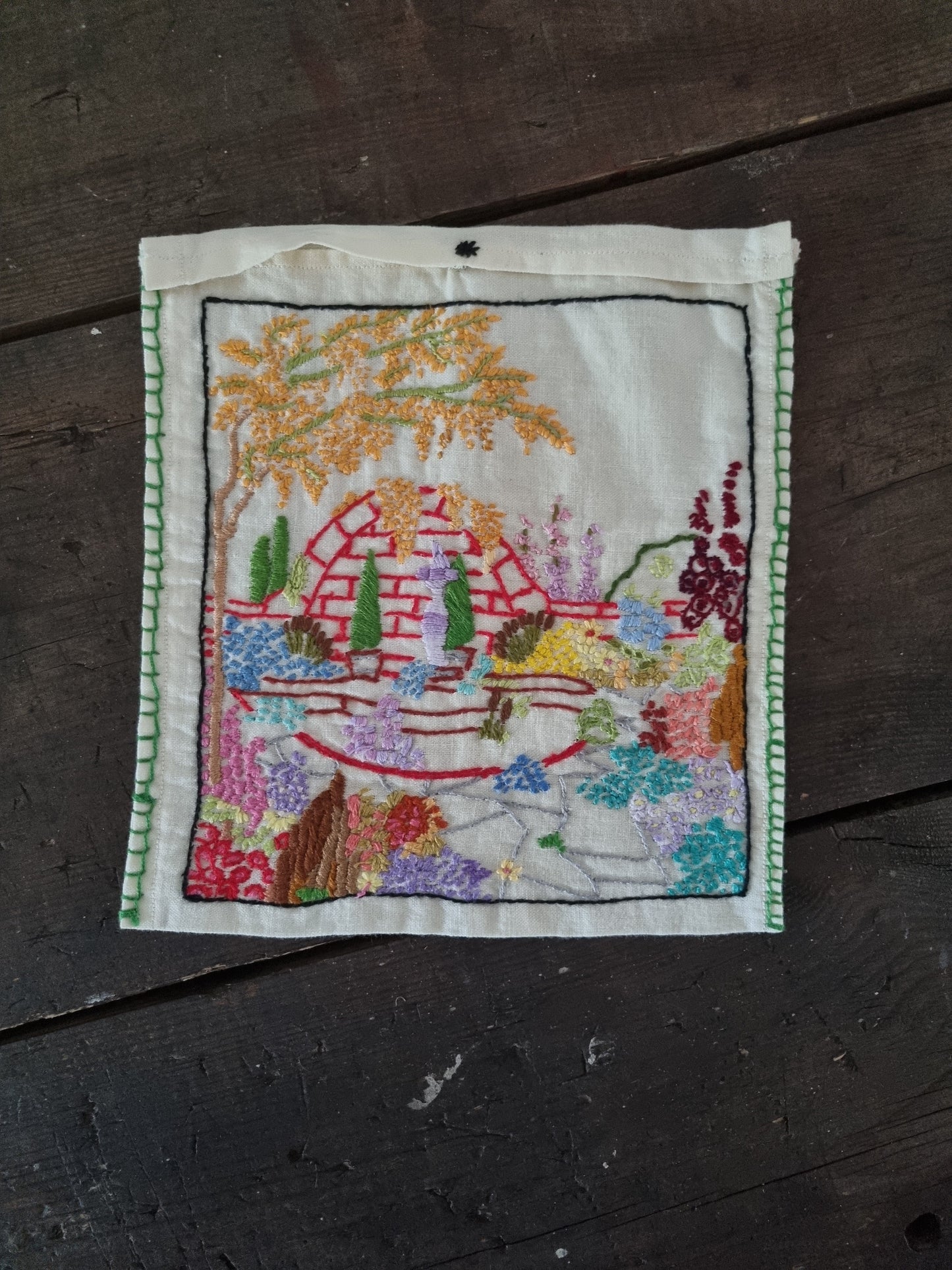 Vintage Embroidered Garden Scene Bag