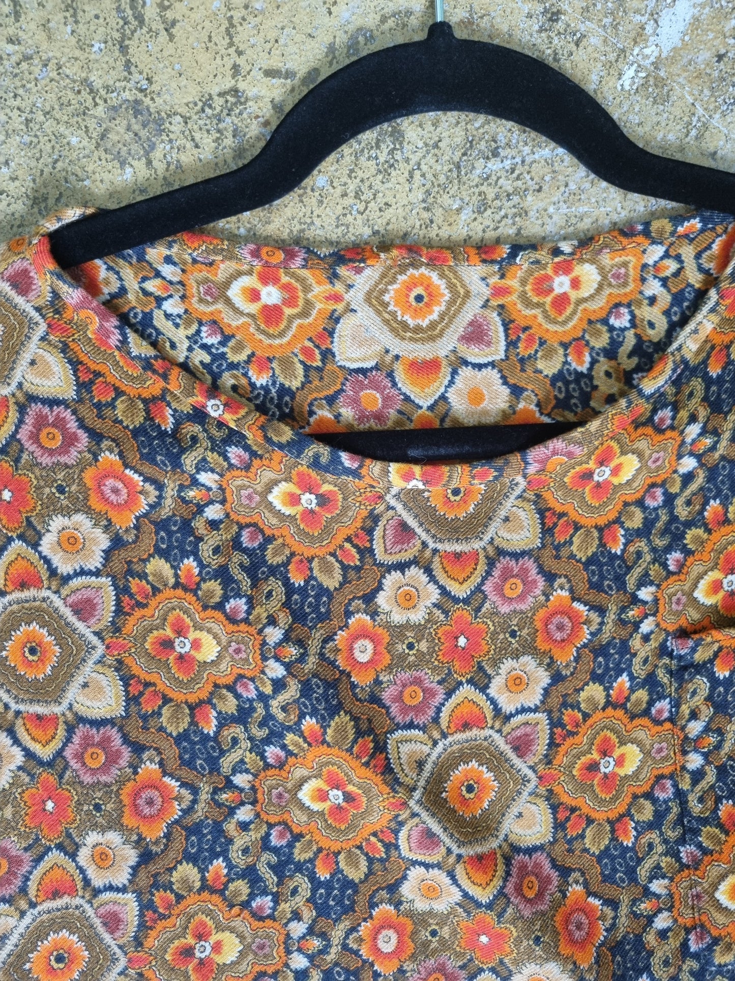 Co-ord Vintage Skirt Set 70s Orange Paisley T-Shirt Set UK10