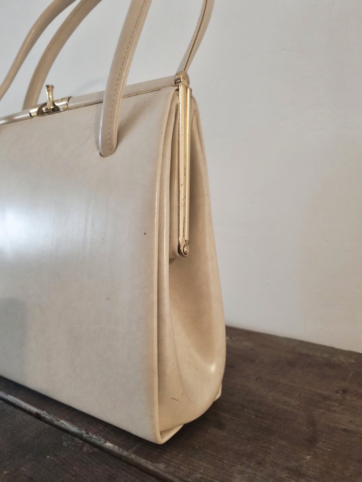 Vintage Cream Top Handle Leather Bag