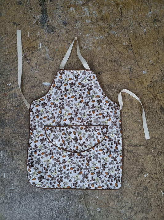 Country Style Vintage 100% Cotton 70s Hedgerow White Apron