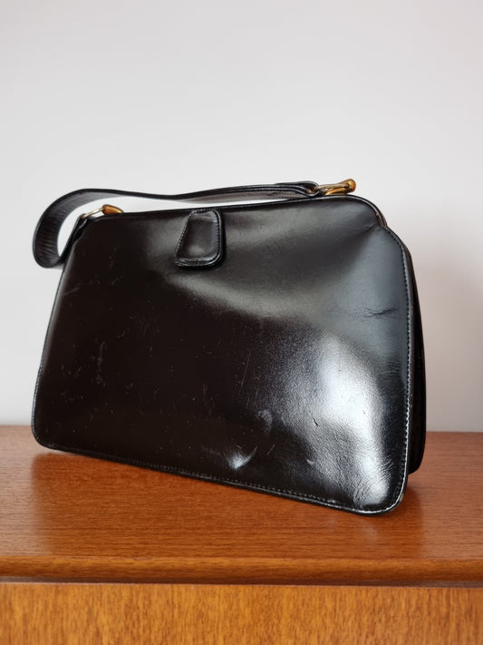 Vintage Black Structured 1950s Leather Top Handle Handbag with Matching Purse. Stunning.