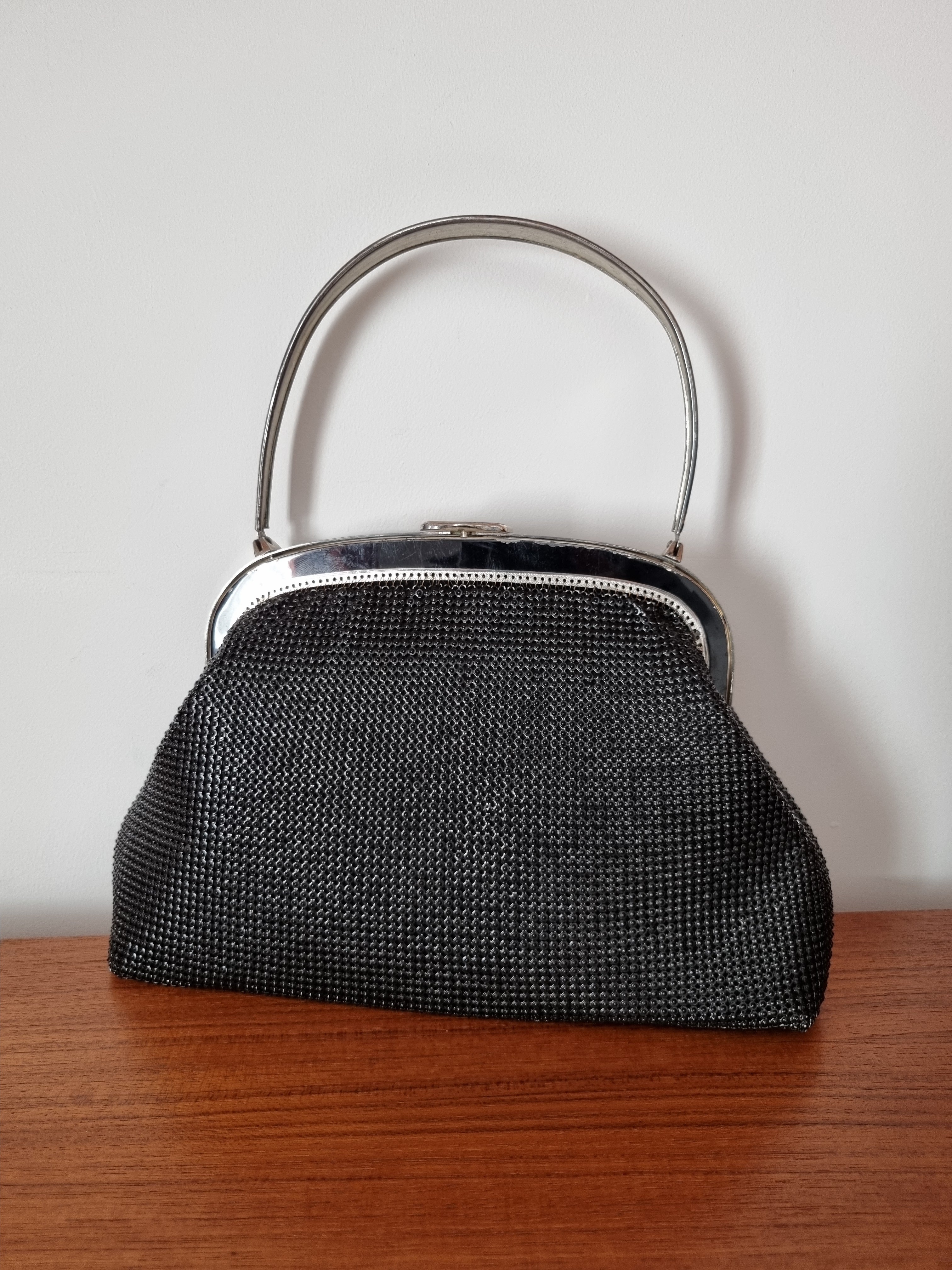 Oroton hot sale navy bag