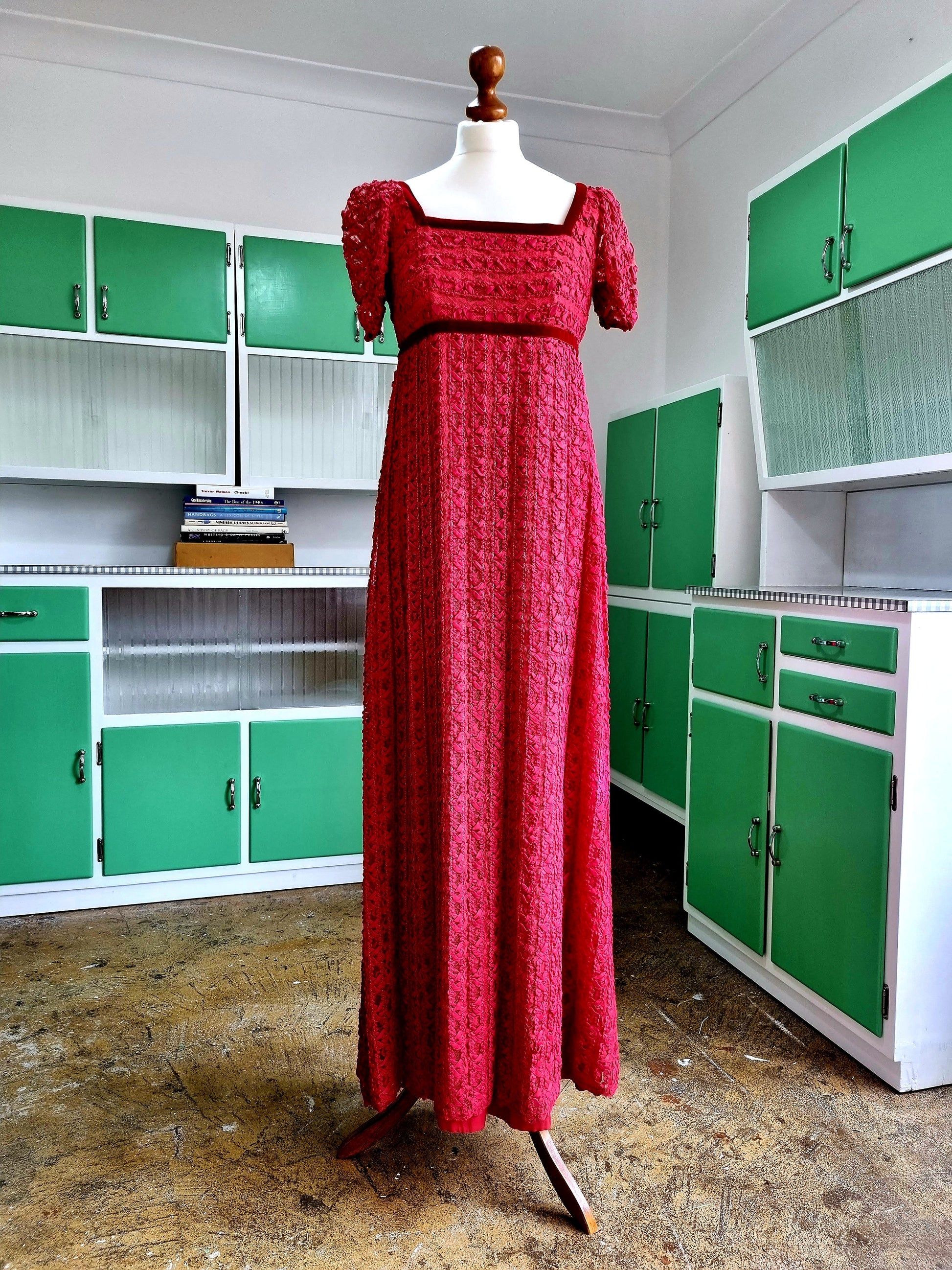 Susan Small Vintage Dress UK 10 Handmade Evening Wear Elegance Vintage Appreciation Society Susan Small Vintage Dress UK 10 Handmade Evening Wear Elegance Vintage Appreciation Society