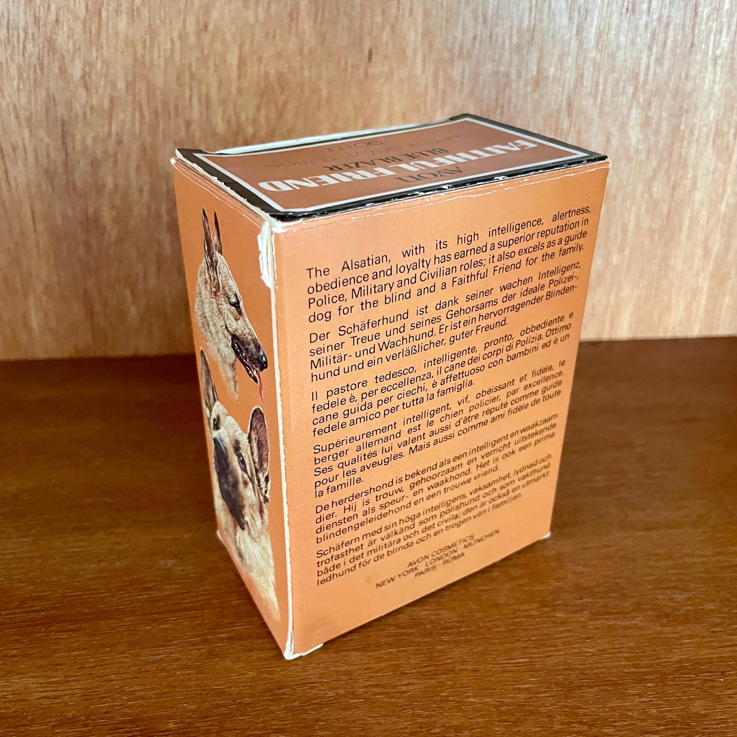 Vintage Rare Men's Full Avon German Shepard Alsatian Faithful Friend Blue Blazer Dog Aftershave Lotion 90ml in Original Box and Packaging.